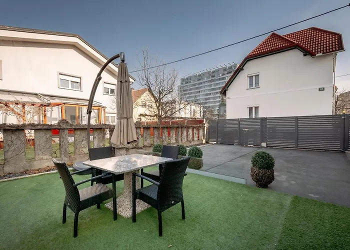 Apartments In Villa Olimp