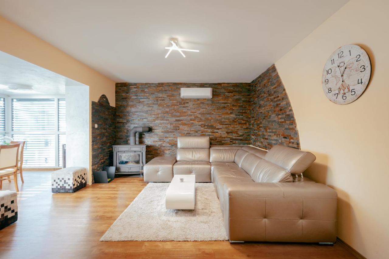 Apartment In Olimp